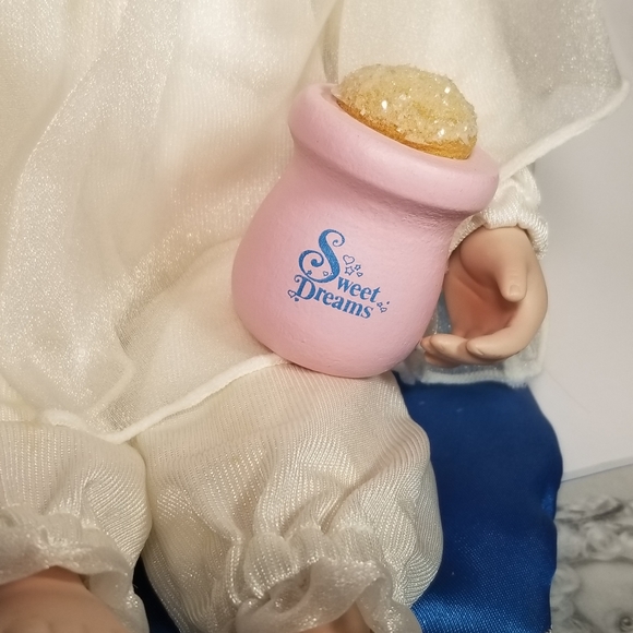Ashton Drake Galleries Sweet Dreams Angel Doll by Artist Cindy McClure NIB - Picture 3 of 10